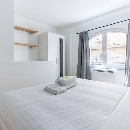Appartement Duplex De Charme Proche De L'Opera Garnier パリ エクステリア 写真